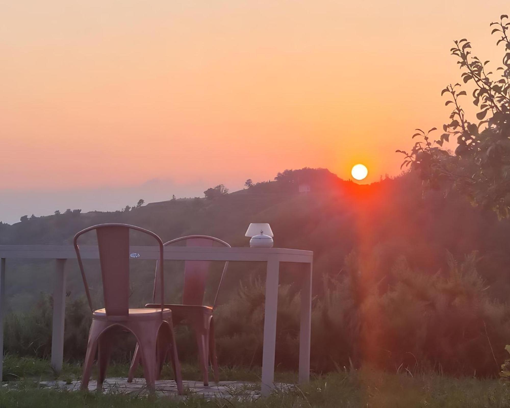 Cascina Facelli - Luxury Alojamento de Acomodação e Pequeno-almoço Bossolasco